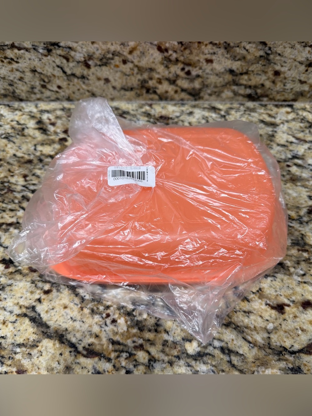 Tupperware - CrystalWave Plus Rectangular 4 Cup - NWT! - Picture 3 of 3